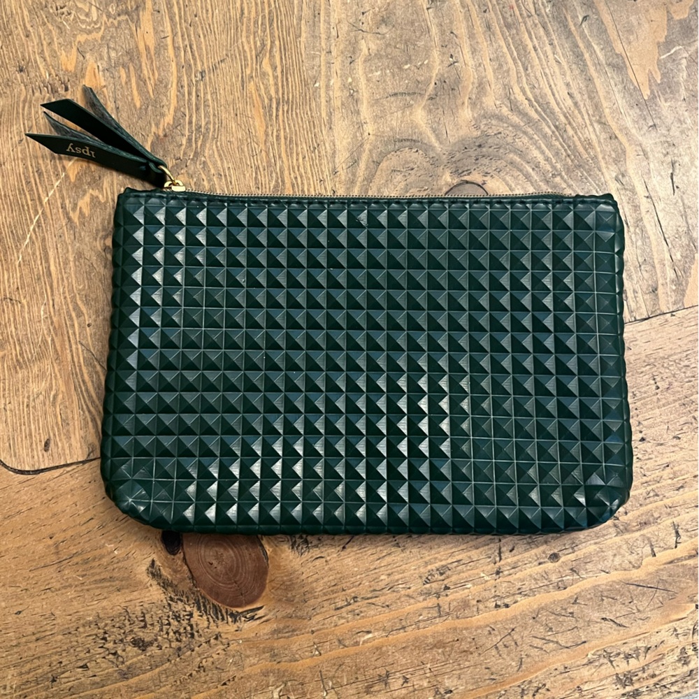 IPSY  Textured Pattern Makeup Hunter Green Pink Inside Bag Only NWOT